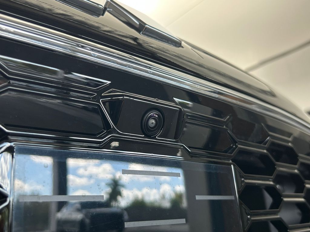 New 2026 White Mitsubishi Trail Edition image 53