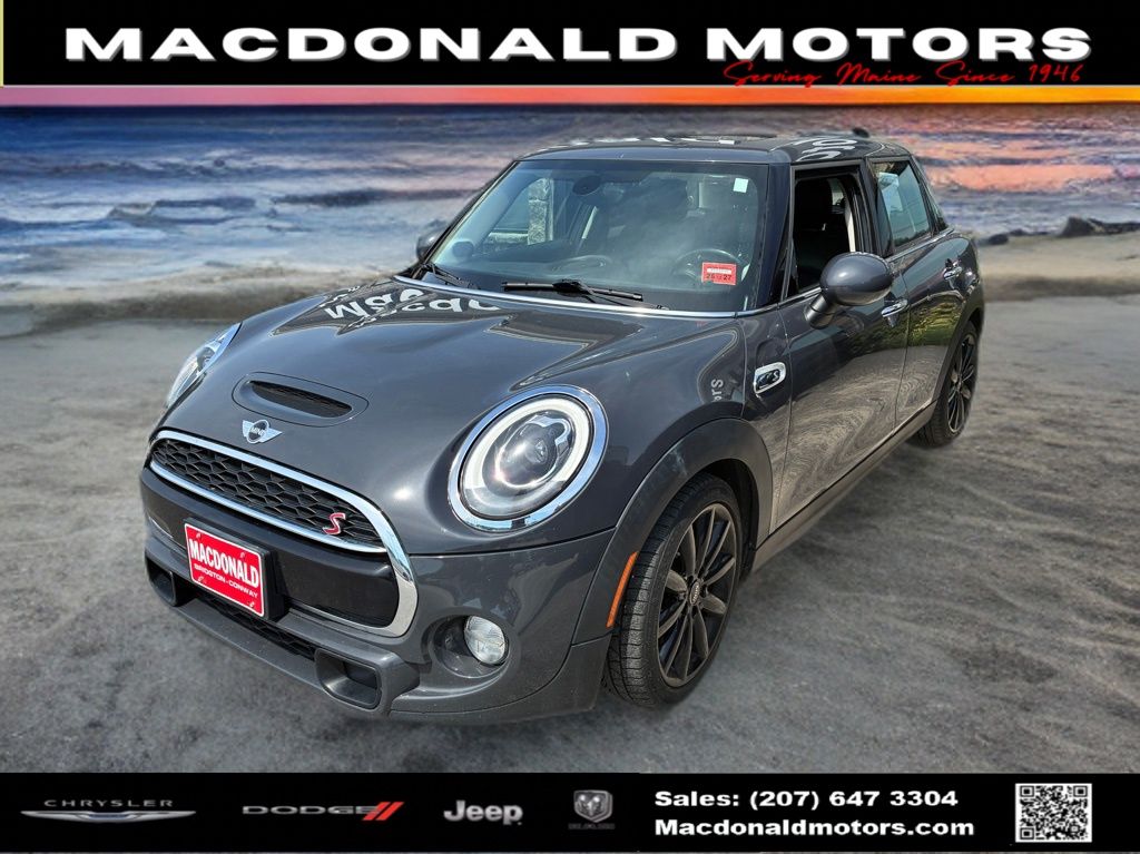 2017 MINI Cooper S 4-Door Hatchback FWD