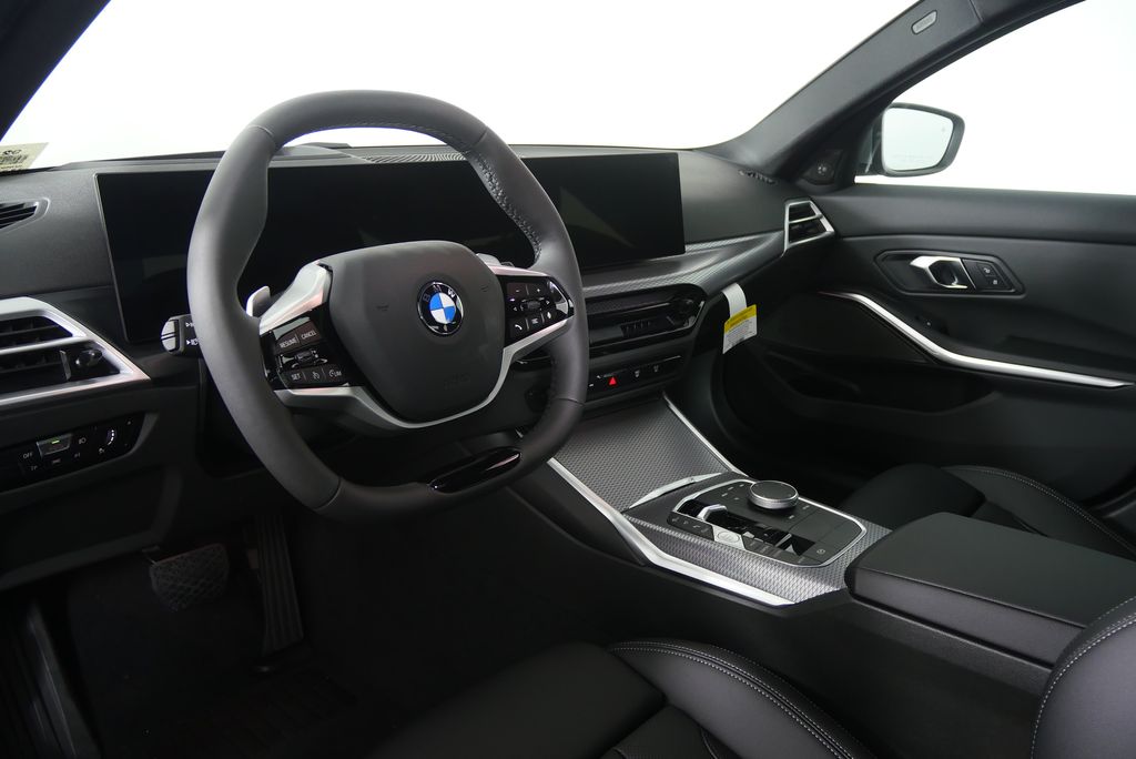 Thumbnail: 2026 BMW 3 Series - 13