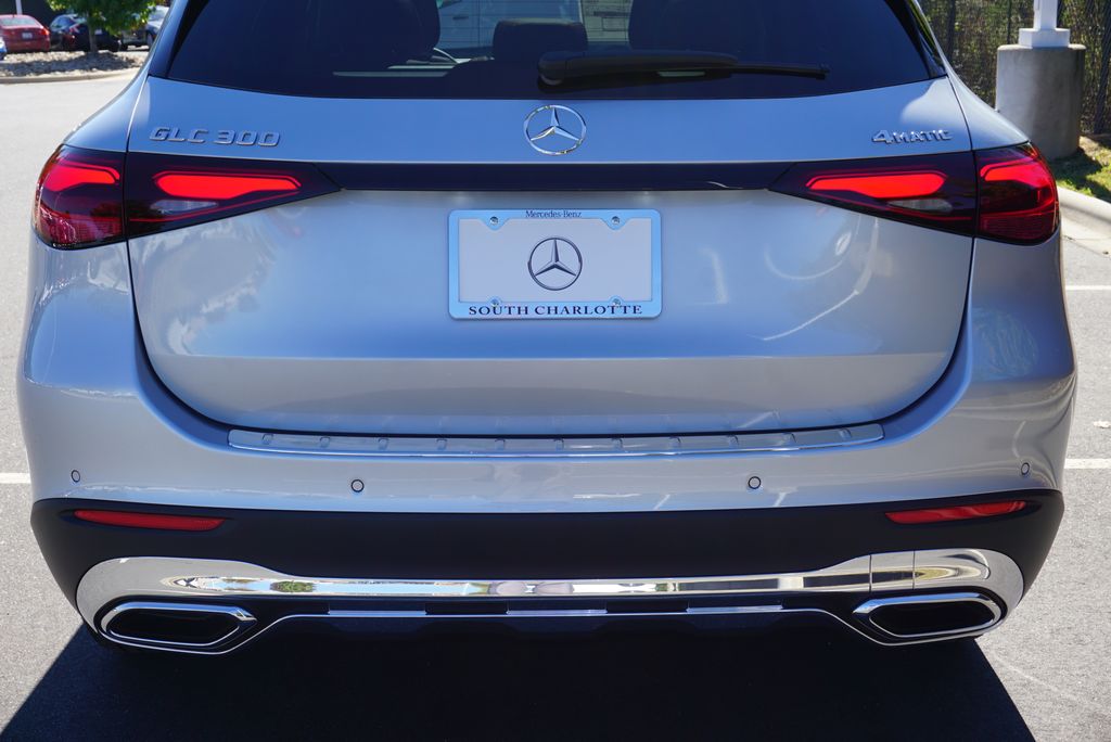 Thumbnail: 2026 Mercedes-Benz GLC - 14