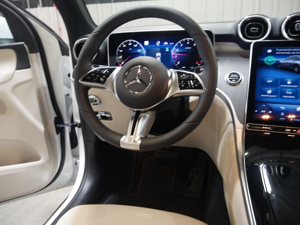 Thumbnail: 2026 Mercedes-Benz GLC - 32