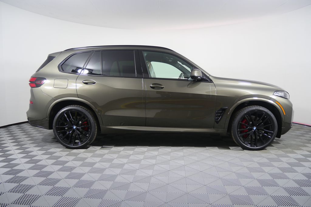Thumbnail: 2026 BMW X5 - 2