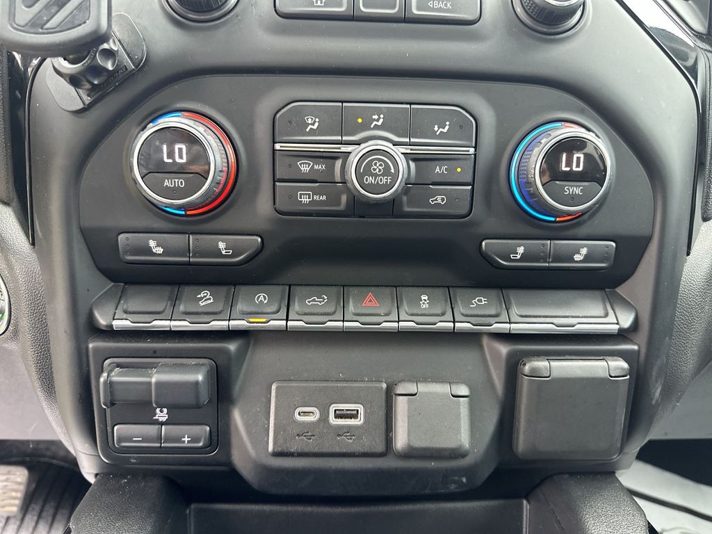 Used 2020 Silver Chevrolet RST image 24