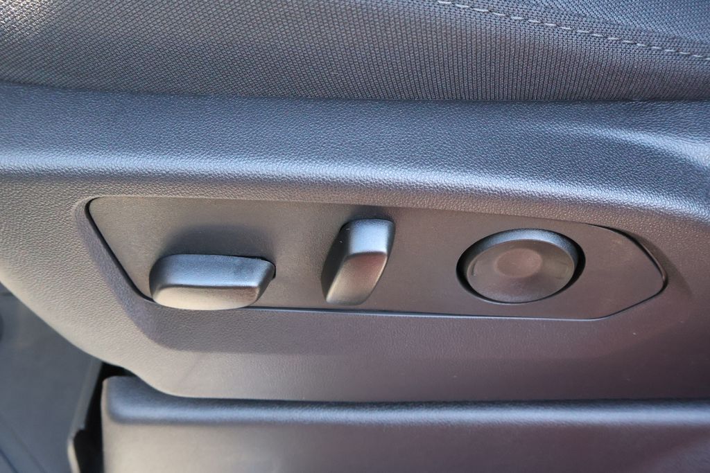 Thumbnail: 2026 Chevrolet Silverado 1500 - 16