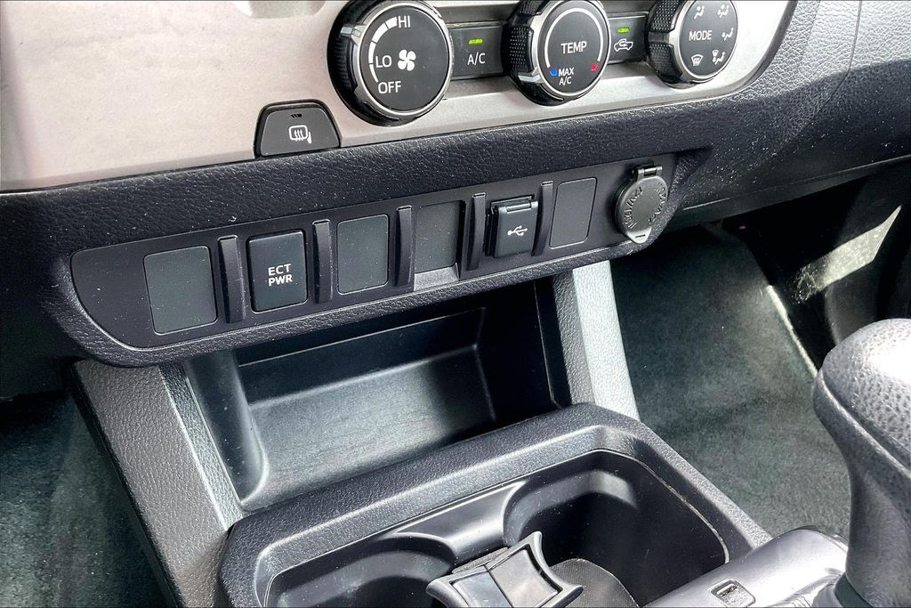 Used 2021 Toyota Tacoma SR 4D Access Cab