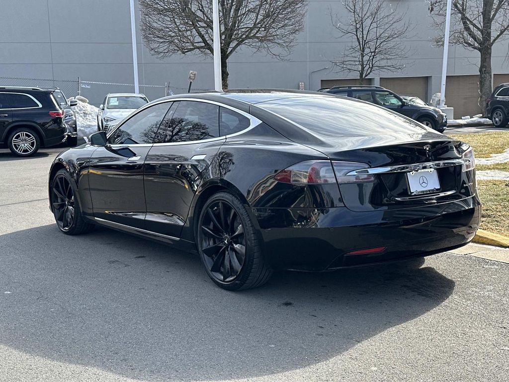 Thumbnail: 2020 Tesla Model S - 13