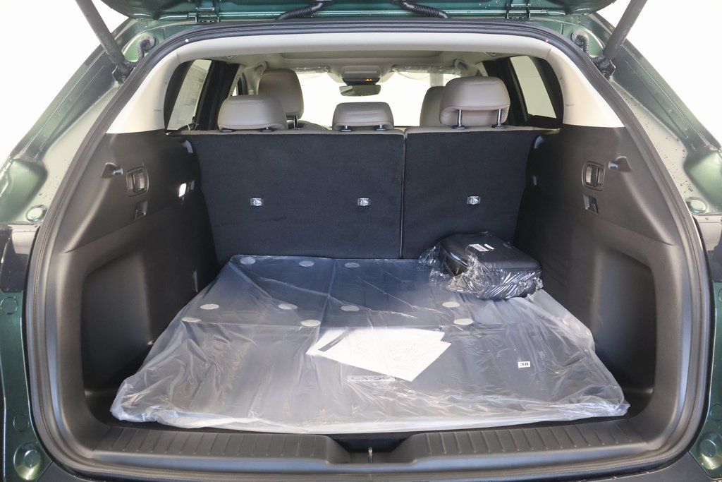 2025 Mazda CX-50 S Premium 8