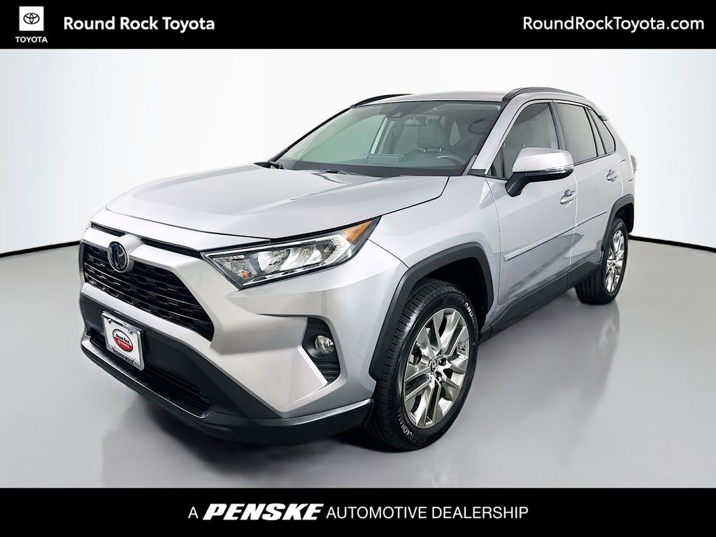 Thumbnail: 2019 Toyota RAV4 - 1