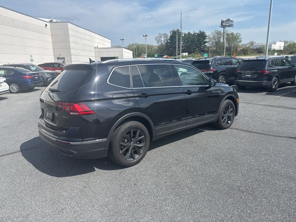 2024 Volkswagen Tiguan 2.0T SE Black at Sutliff Volkswagen