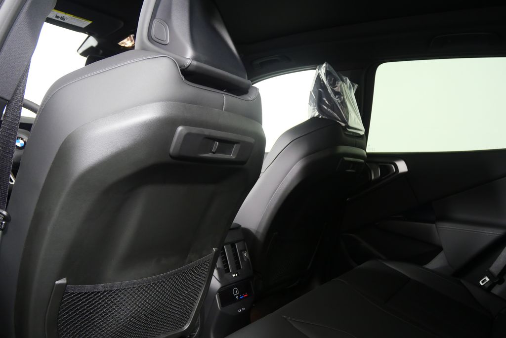 Thumbnail: 2026 BMW X3 - 17