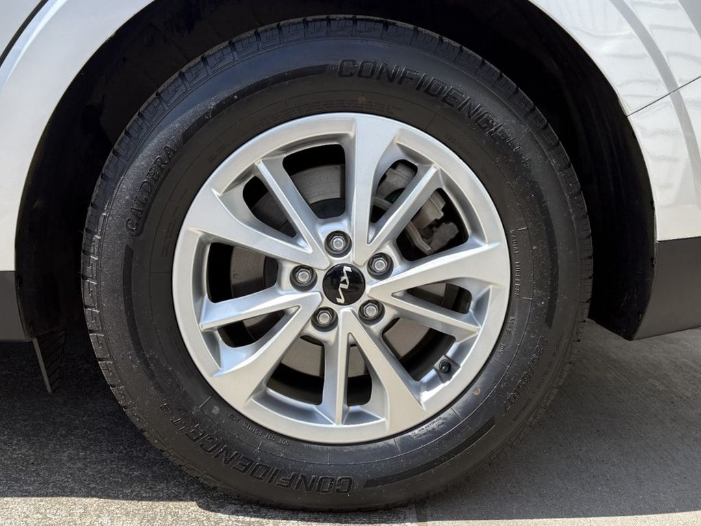 2022 Kia Carnival LXS