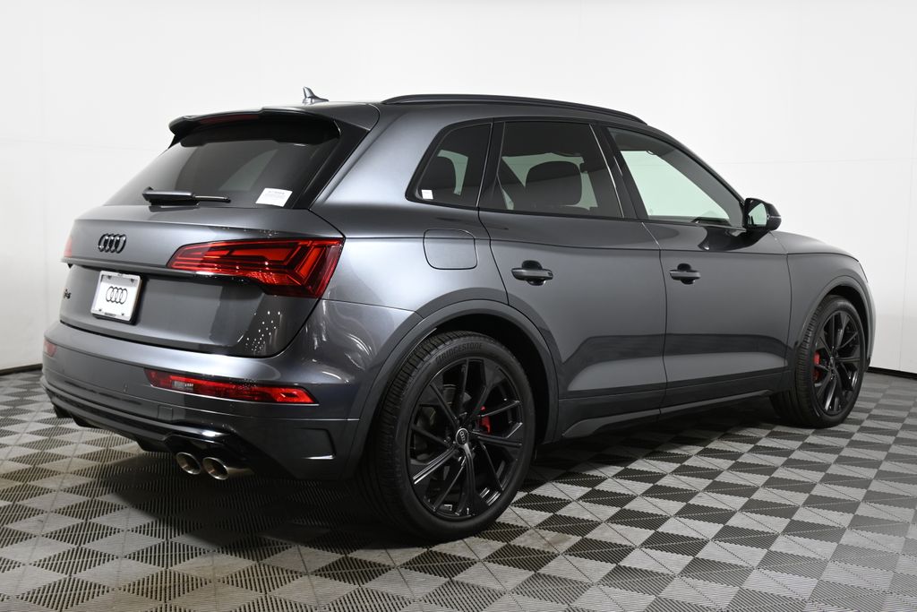 Thumbnail: 2025 Audi SQ5 - 7
