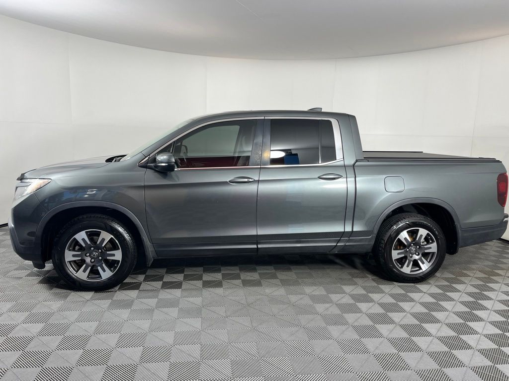 Thumbnail: 2019 Honda Ridgeline - 16