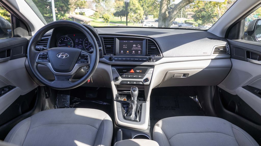 Used 2017 Hyundai Elantra SE 4D Sedan