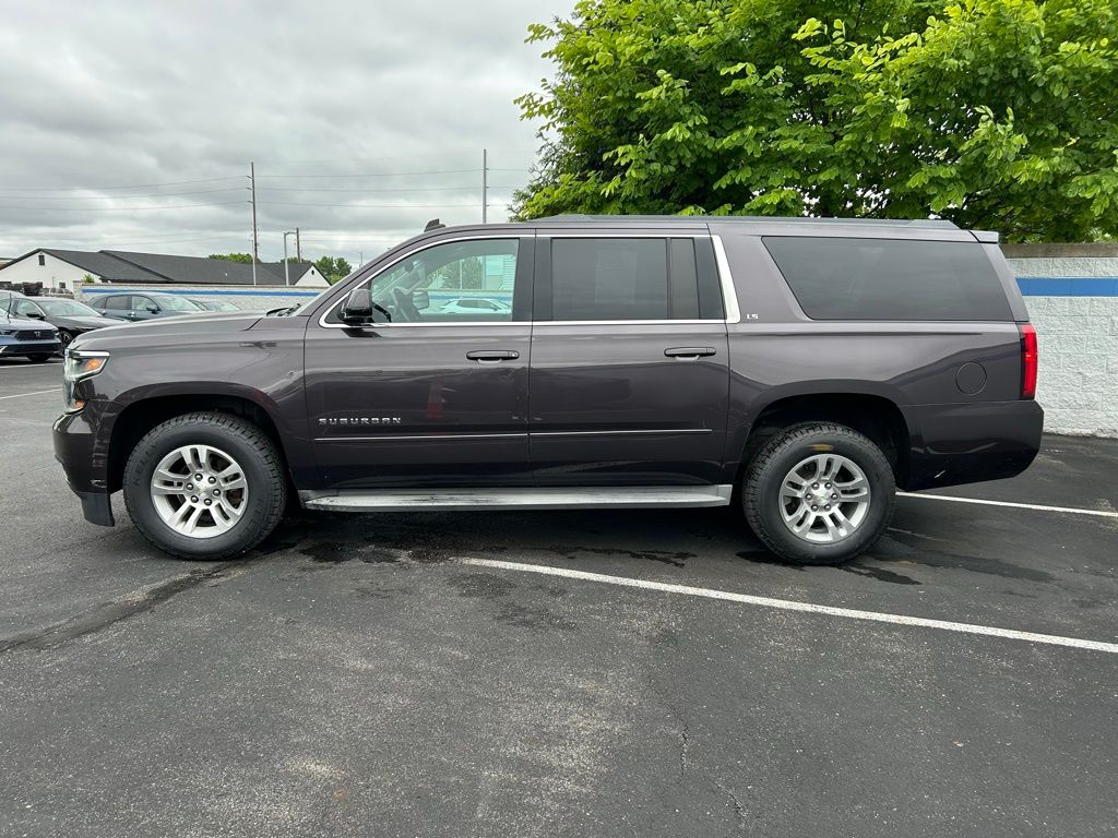 2015 Chevrolet Suburban LS 2