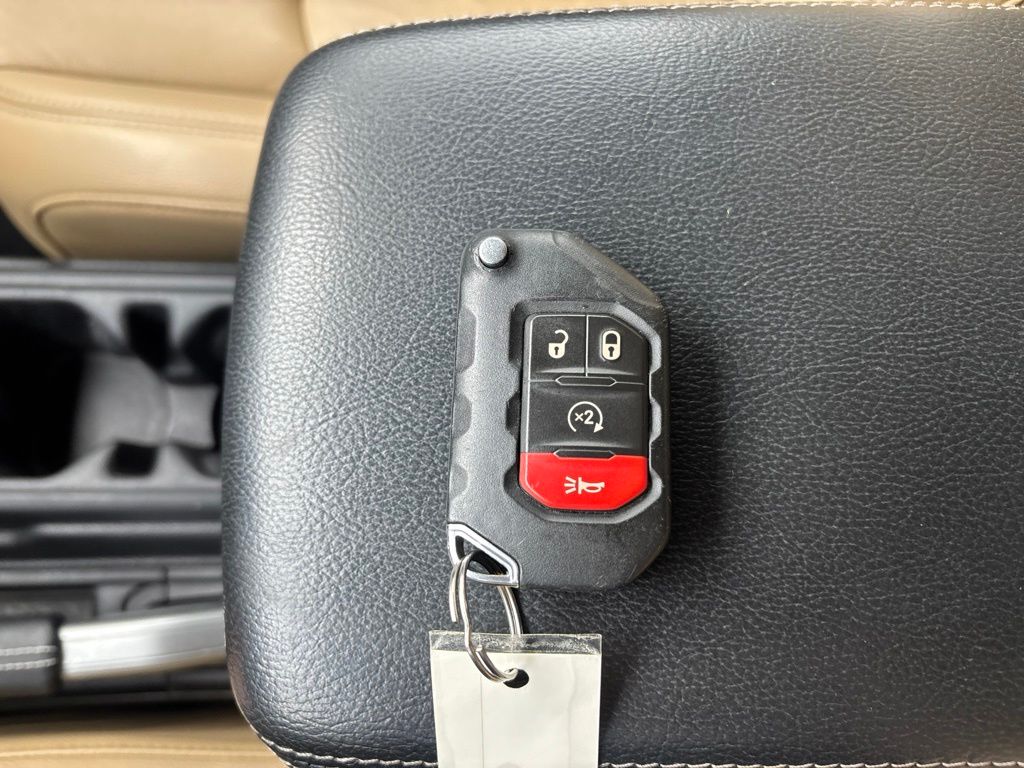 Used 2018 Jeep Wrangler SUV