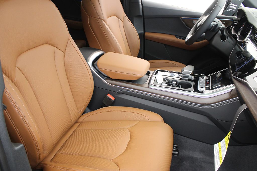new 2026 Audi Q7 car, priced at $77,040