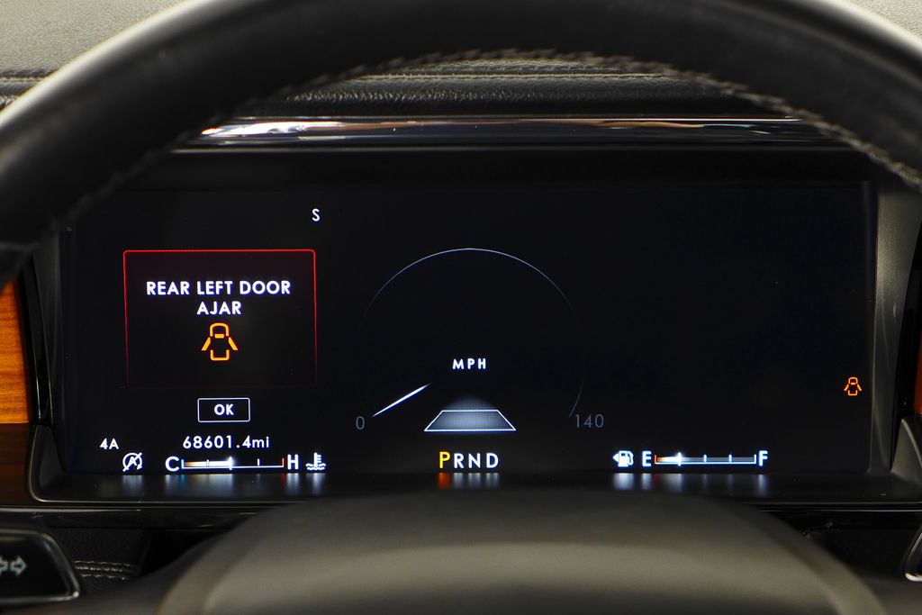 Thumbnail: 2019 Lincoln Navigator - 30