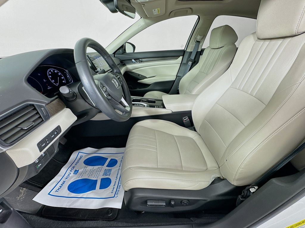 Used Car 2021 Honda Accord  Touring 2.0t For Sale Under $30,000 In Austin, Texas