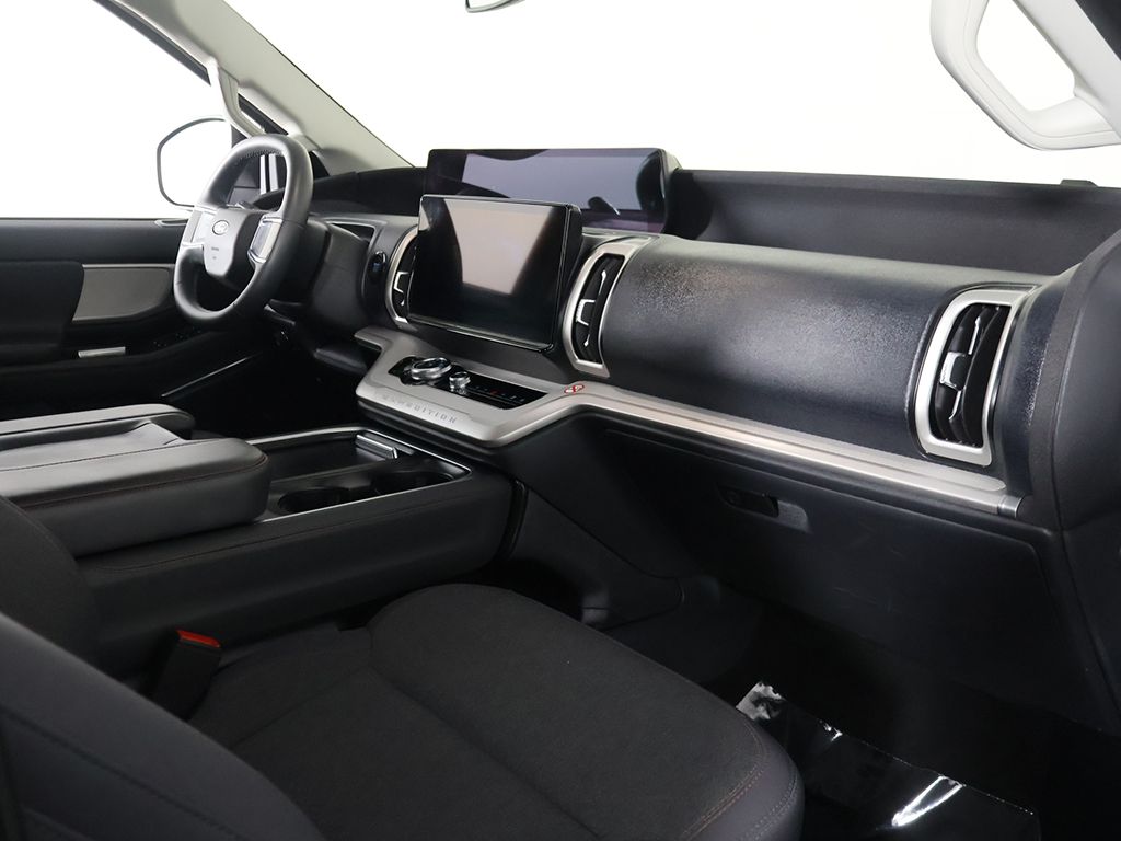 Used 2025 Silver Ford Active image 28