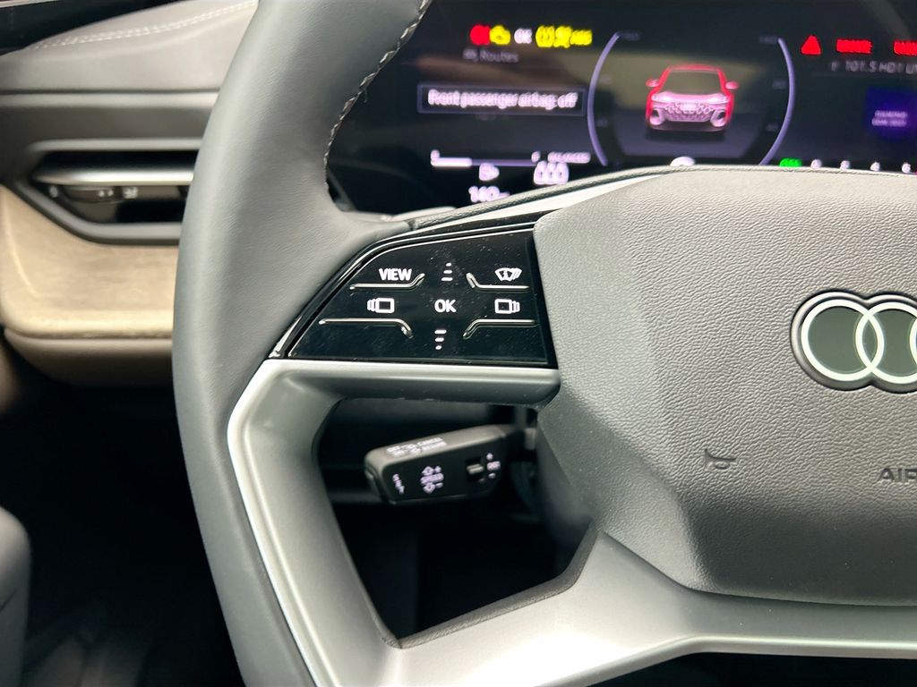 Thumbnail: 2025 Audi Q5 - 12