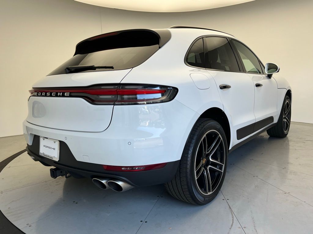 Thumbnail: 2021 Porsche Macan - 22
