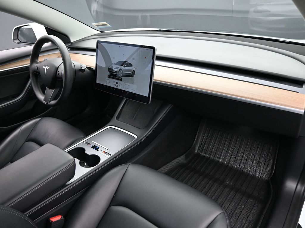 2022 Tesla Model 3 Long Range Dual Motor All-Wheel Drive