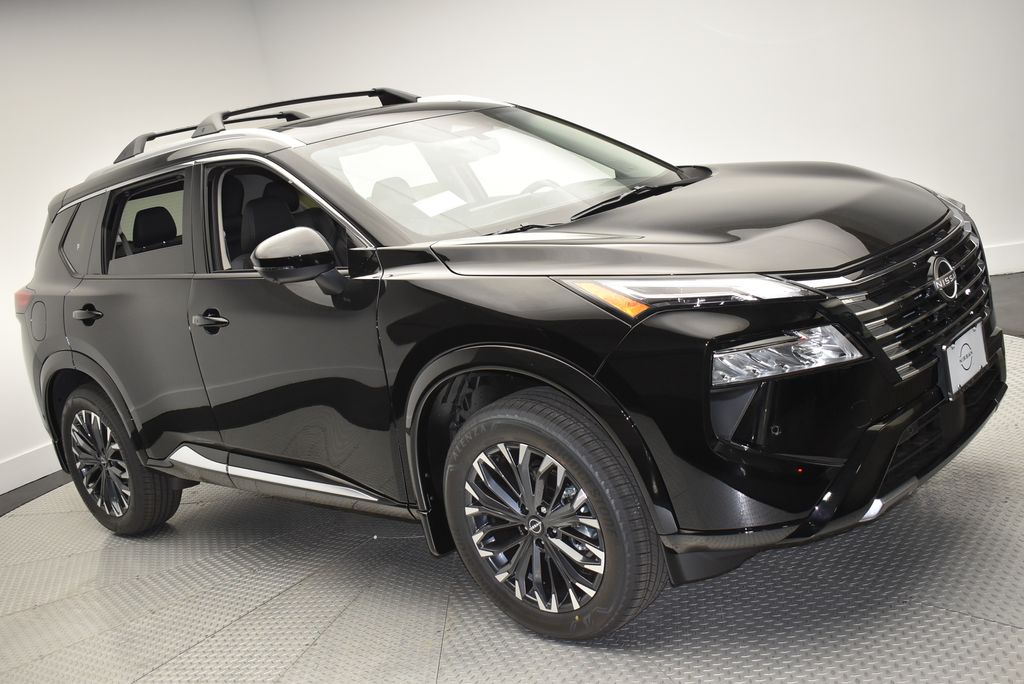 Thumbnail: 2026 Nissan Rogue - 3