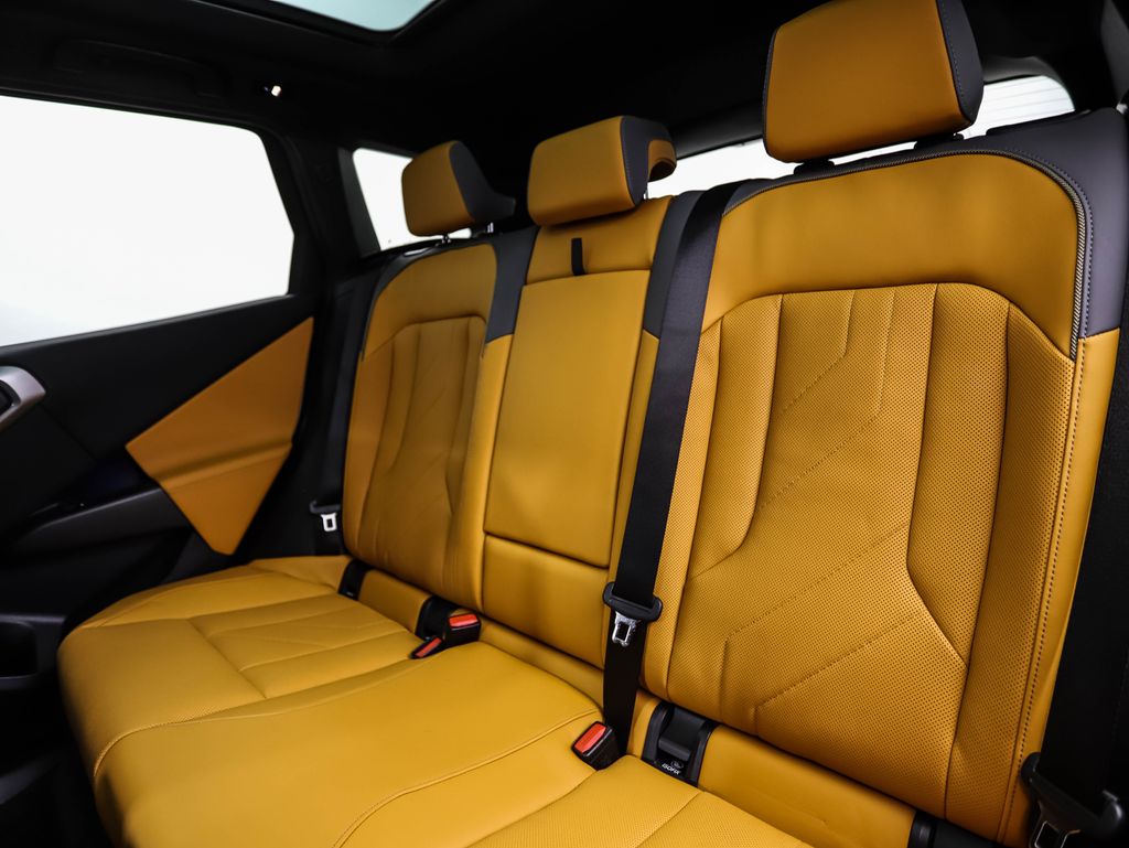 Thumbnail: 2025 BMW X3 - 22