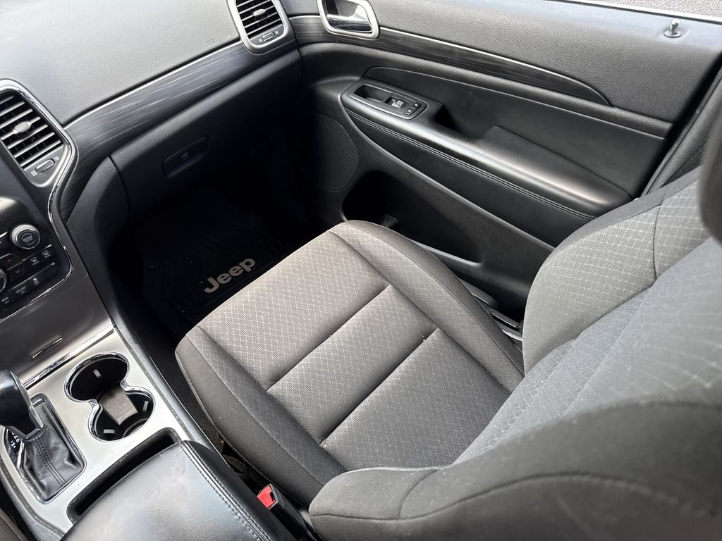 2020 Jeep Grand Cherokee Laredo E Black at Victoria Chrysler Dodge Jeep Ram