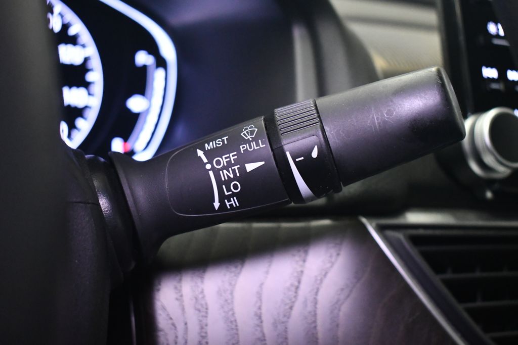 Thumbnail: 2020 Honda Accord - 25