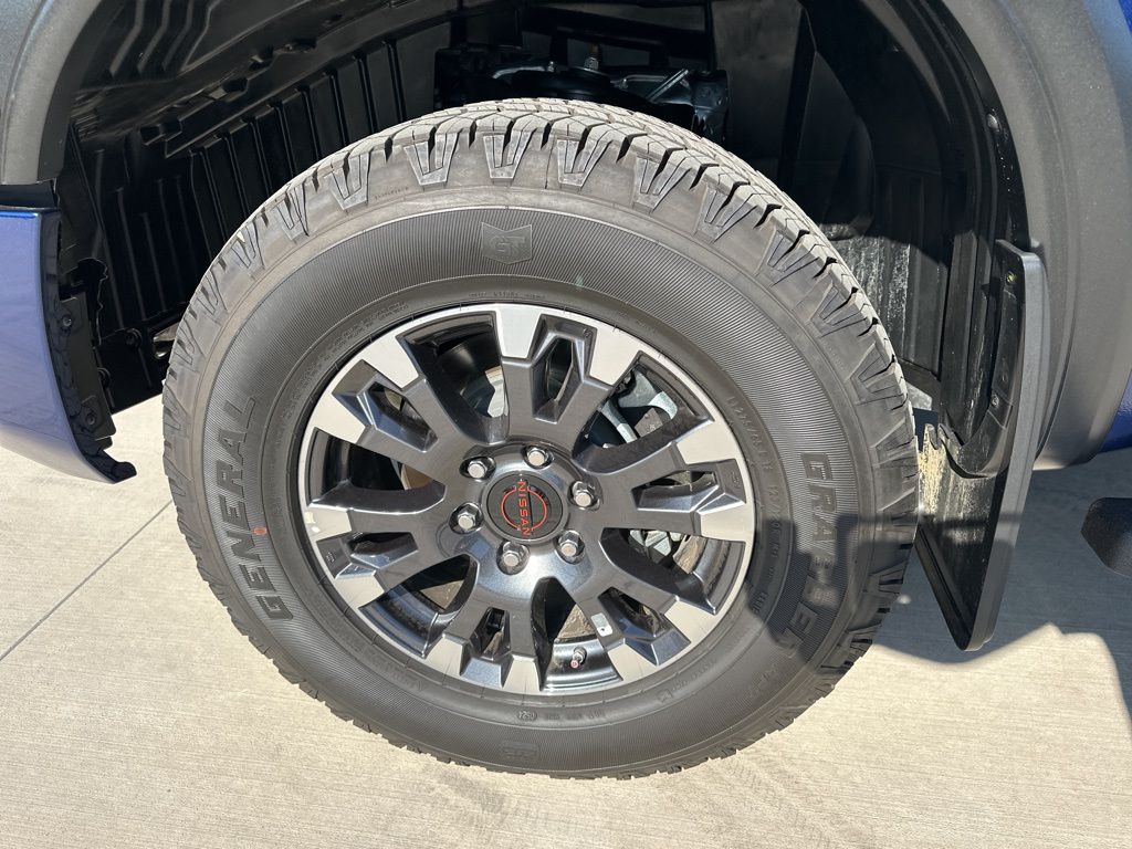 2024 Nissan Titan XD PRO-4X 11