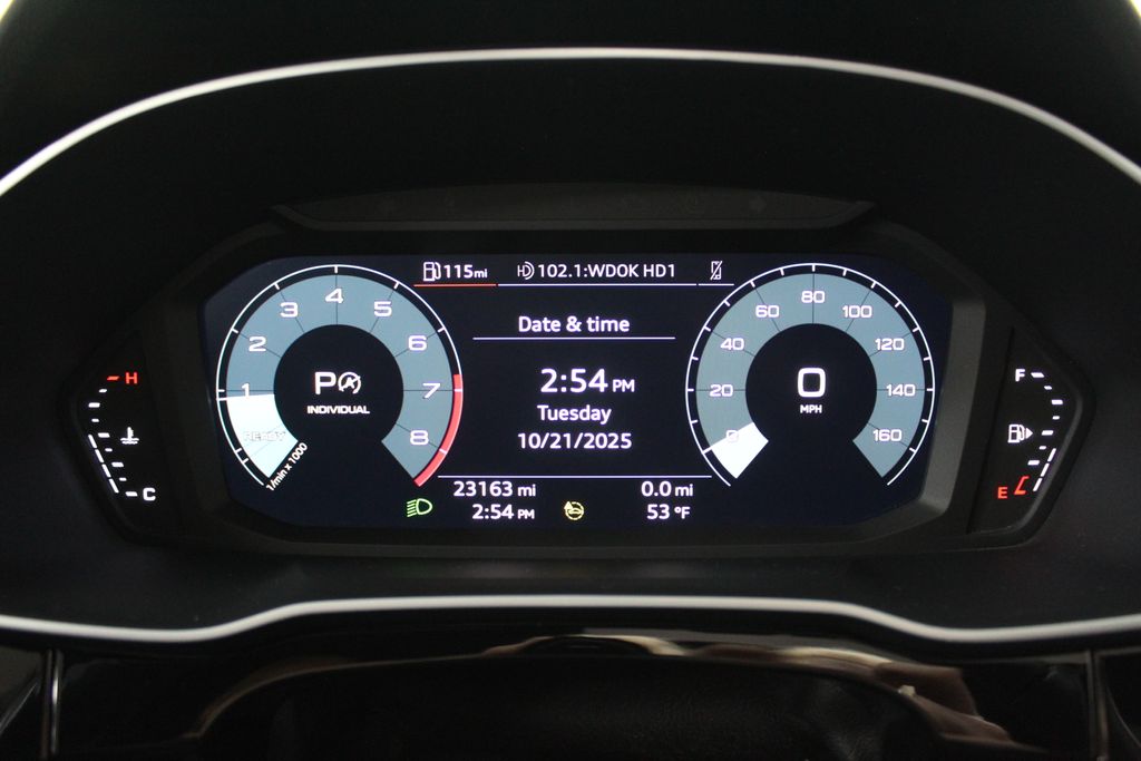 Thumbnail: 2023 Audi Q3 - 21