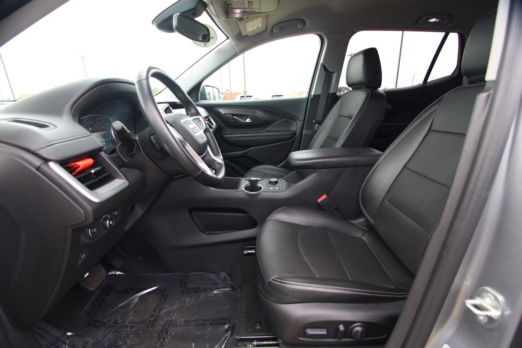 Used 2024 GMC Terrain SUV