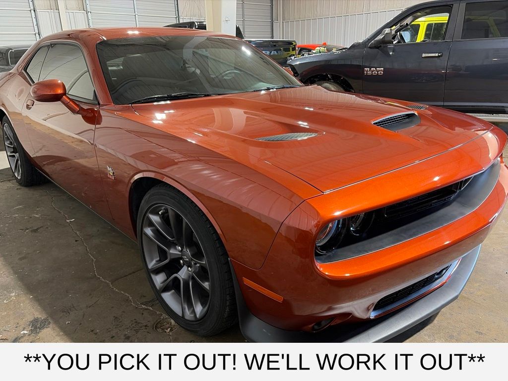 Sinamon Stick 2023 Dodge Challenger Coupe Rear-Wheel Drive 8-Speed Automatic