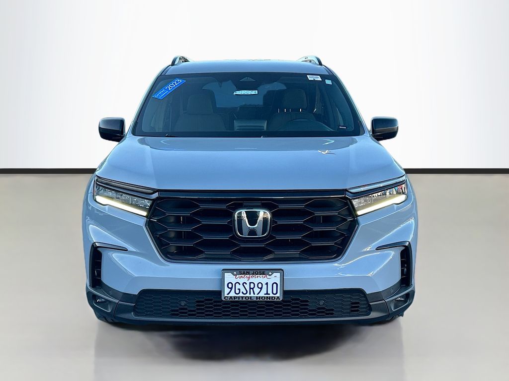 Thumbnail: 2023 Honda Pilot - 2