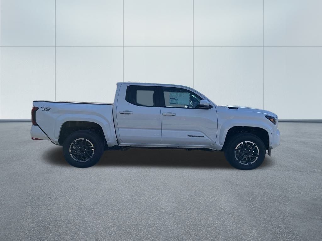 Tacoma i-FORCE MAX TRD Sport