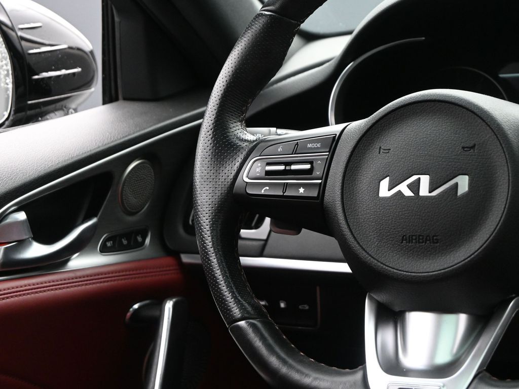 2023 Kia Stinger GT2