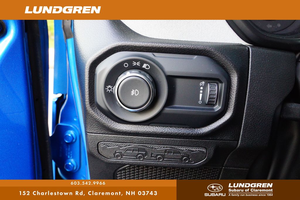 Used 2025 Jeep Wrangler SUV