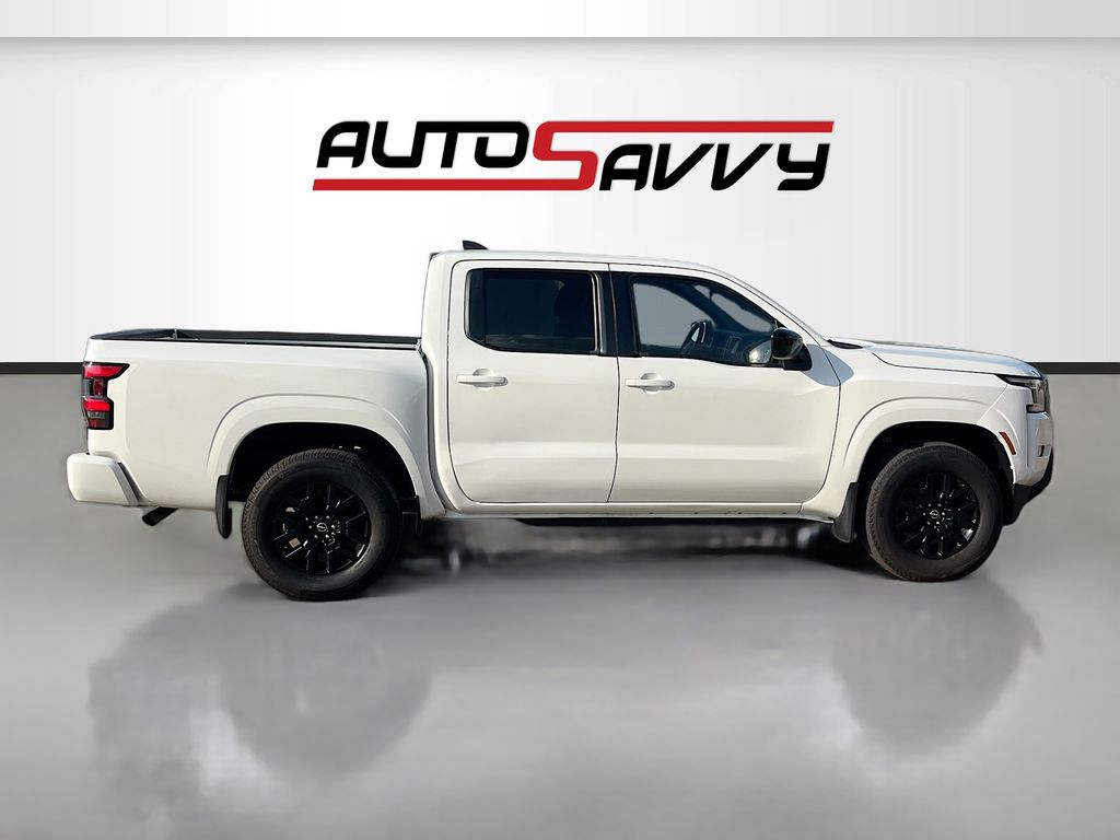 Used 2023 White Nissan SV image 8
