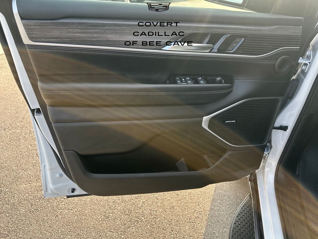 Used Car 2023 Jeep Wagoneer L  Series Ii For Sale Under $35,000 In Austin, Texas