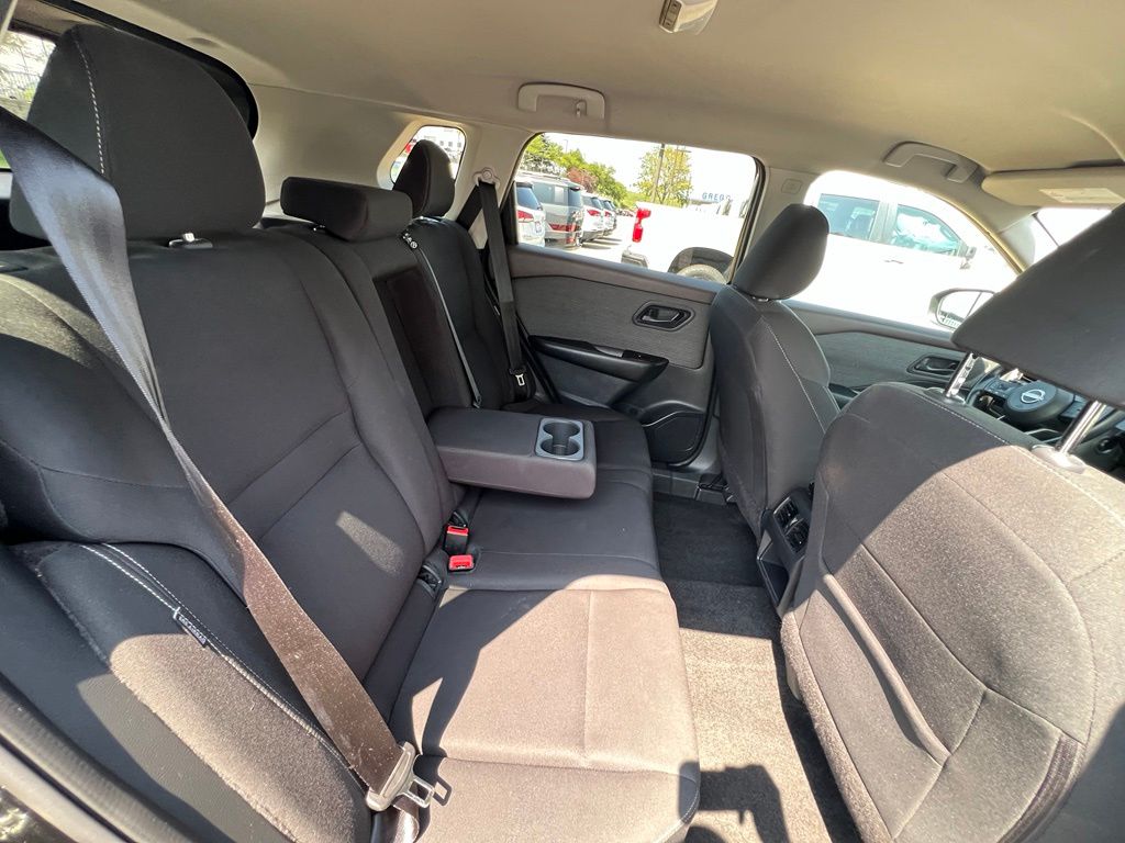 Used 2023 Nissan Rogue SUV