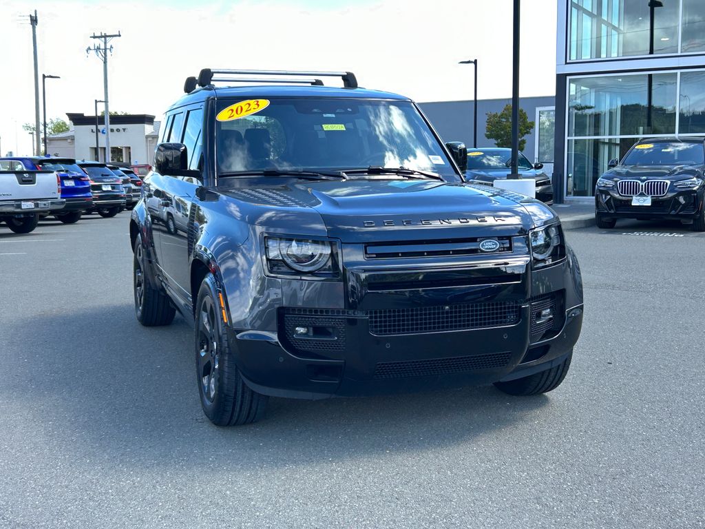 Thumbnail: 2023 Land Rover Defender - 7