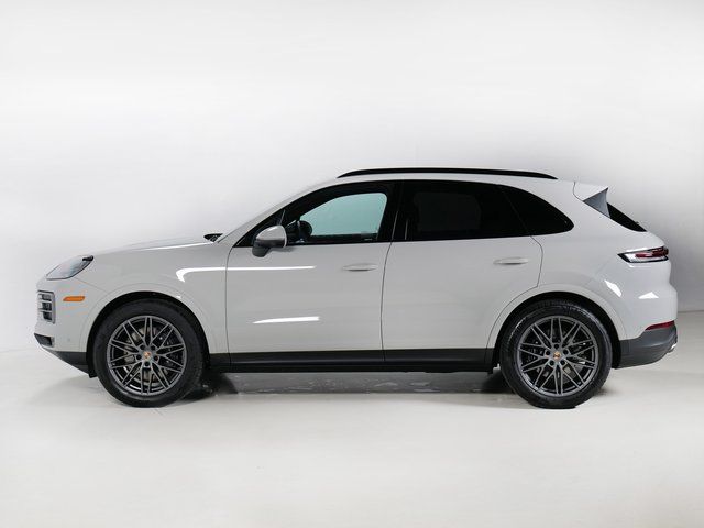 2026 Porsche Cayenne Base - Photo 2
