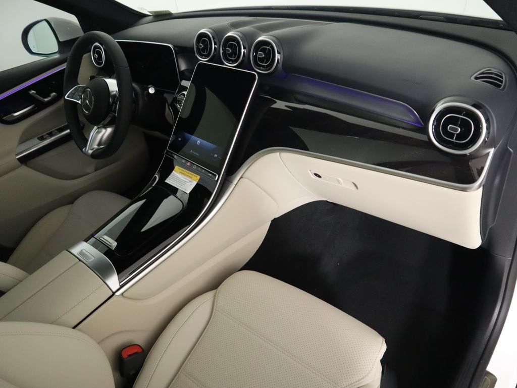 Thumbnail: 2026 Mercedes-Benz GLC - 18