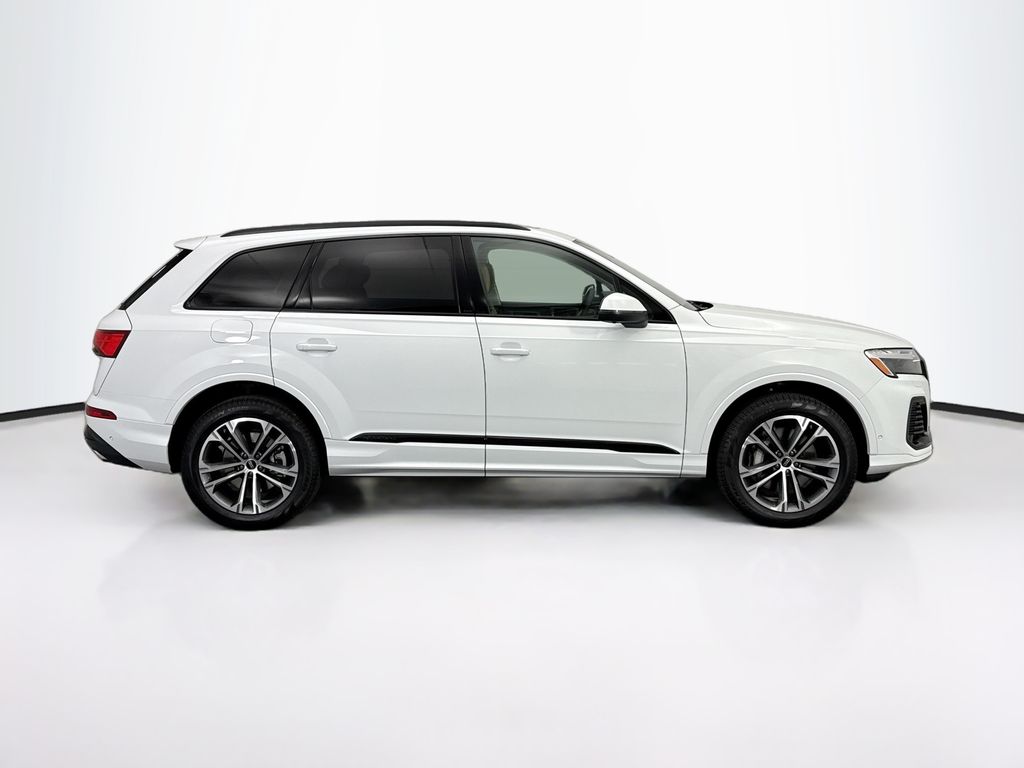 Thumbnail: 2026 Audi Q7 - 4