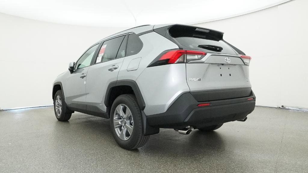 Thumbnail: 2025 Toyota RAV4 - 15