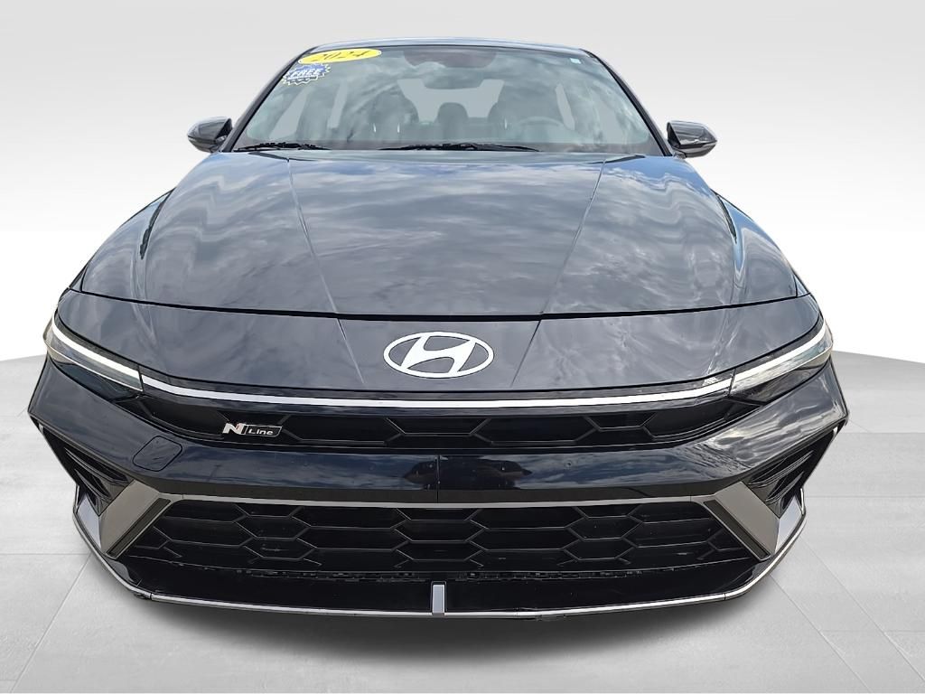 Used 2024 Hyundai Elantra Sedan