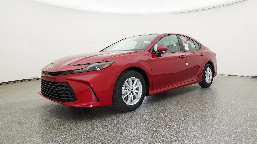 2025 Toyota Camry LE 8