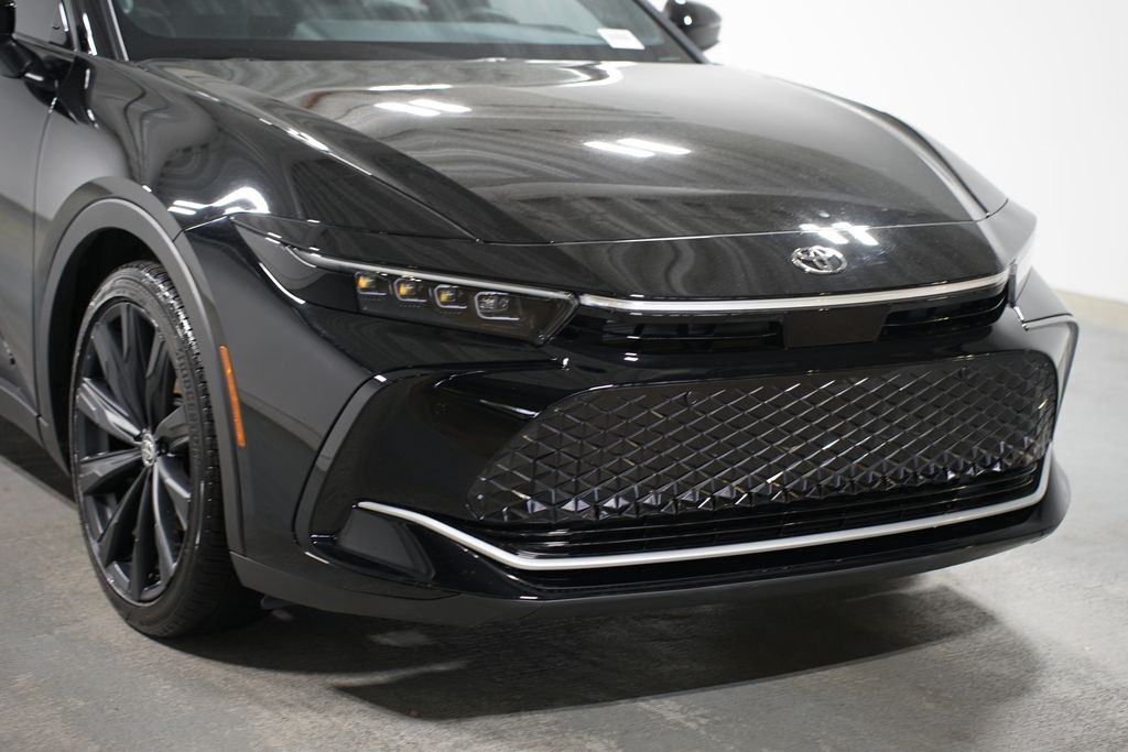 2025 Toyota Crown  4